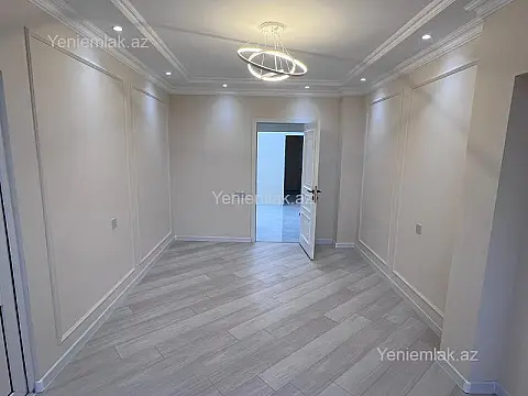 Satılır 4 otaqlı köhnə tikili 110 m²