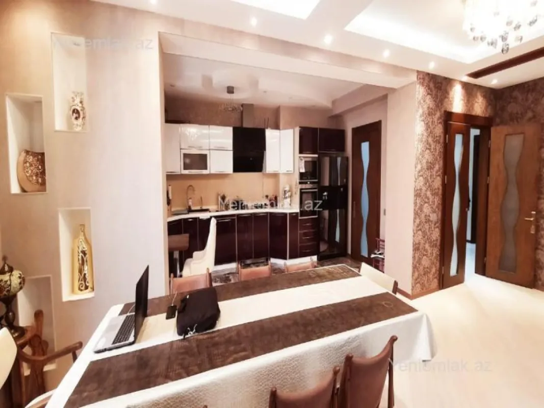 Satılır 4 otaqlı yeni tikili 167 m²