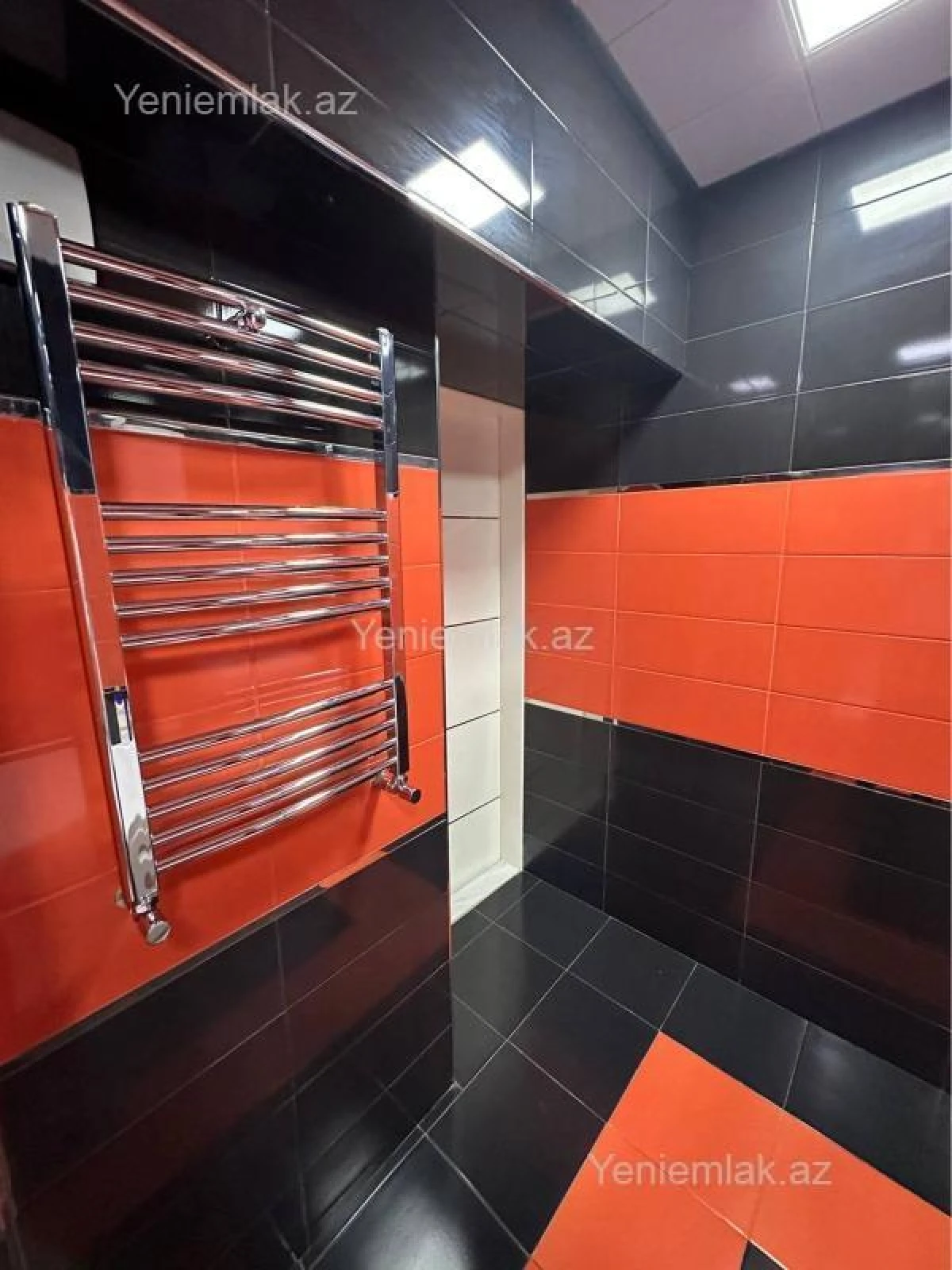 Satılır 2 otaqlı yeni tikili 105 m²