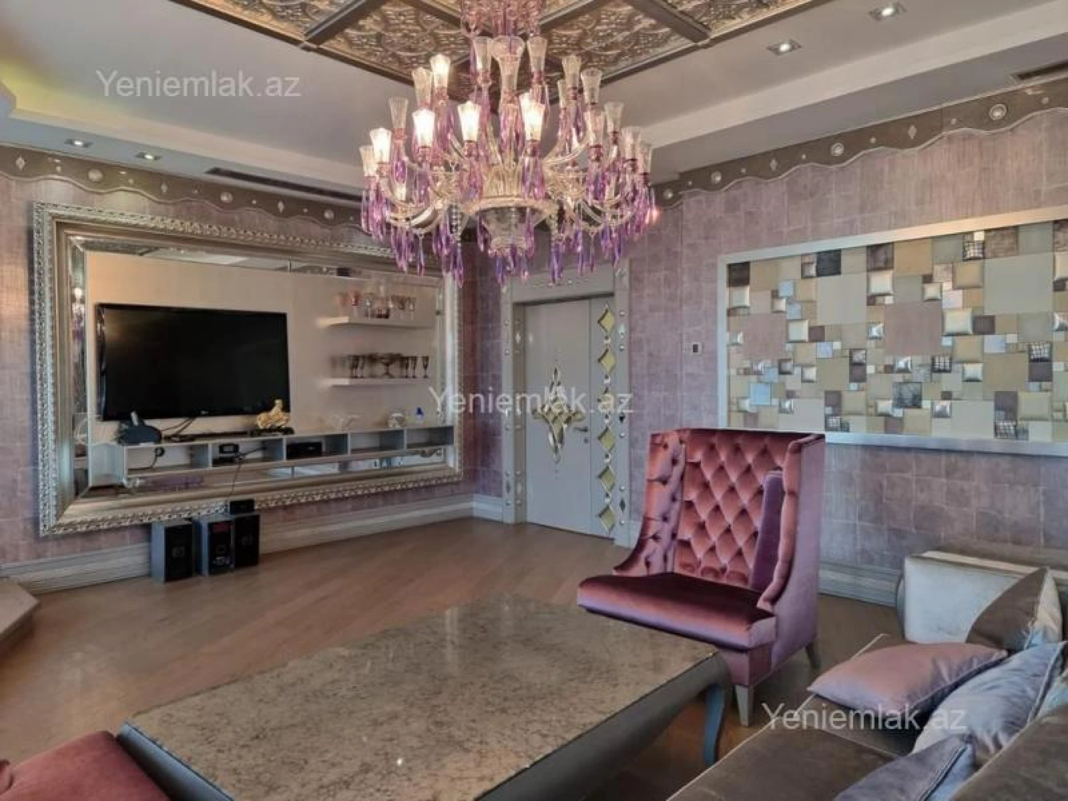 Satılır 5 otaqlı yeni tikili 225 m²