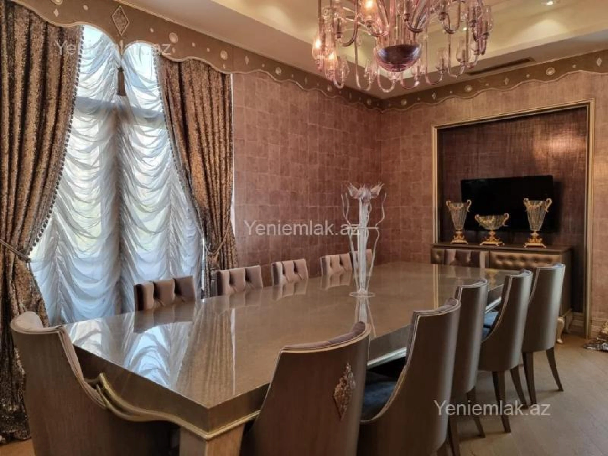 Satılır 5 otaqlı yeni tikili 225 m²