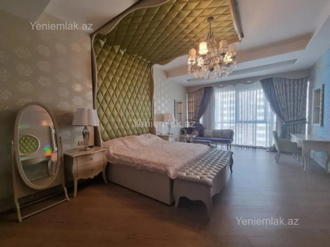 Satılır 5 otaqlı yeni tikili 225 m²