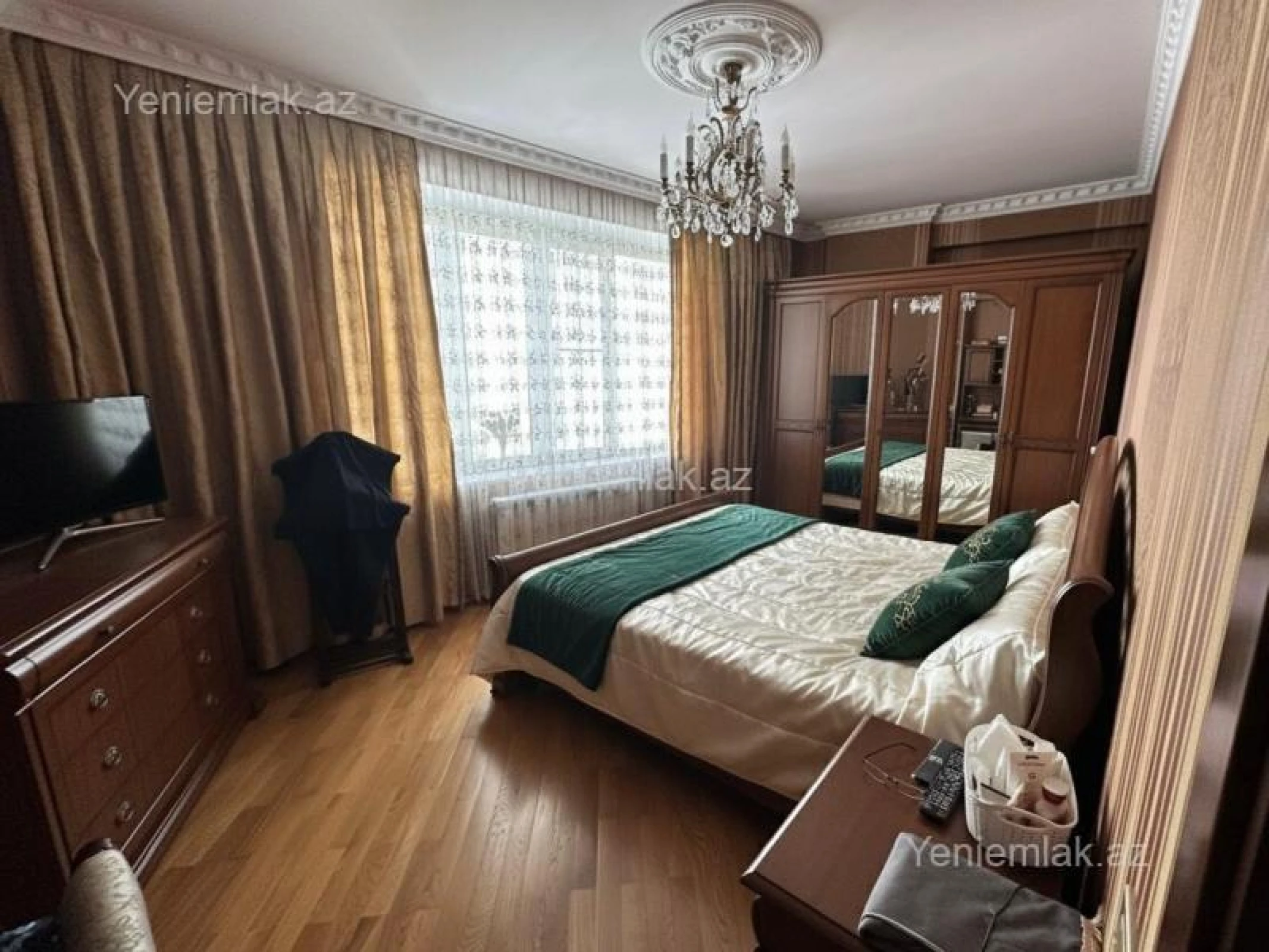 Satılır 3 otaqlı yeni tikili 130 m²