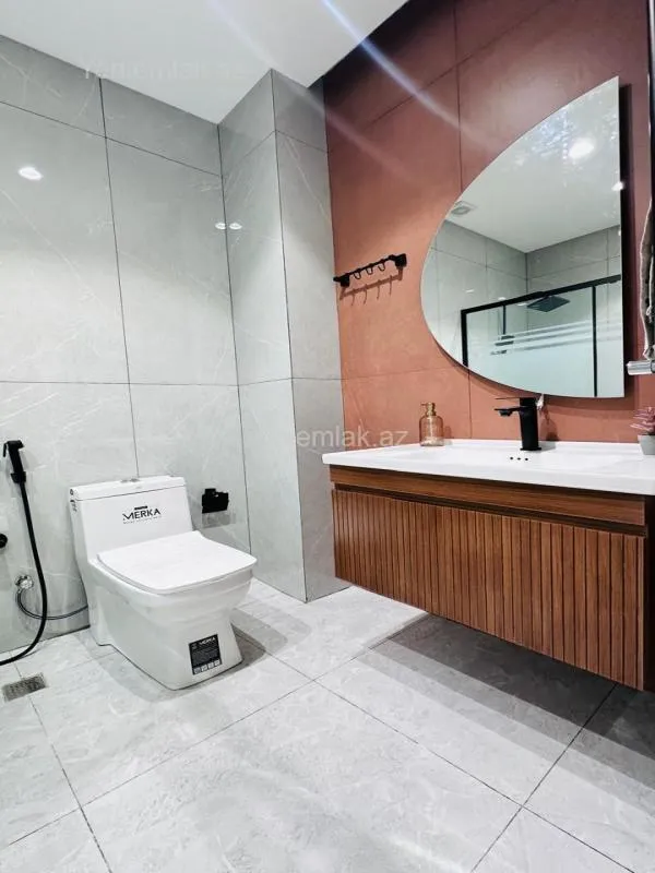 Satılır 3 otaqlı yeni tikili 85 m²