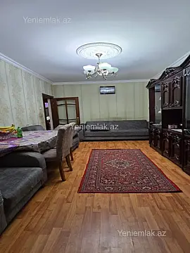 Satılır 2 otaqlı köhnə tikili 70 m²