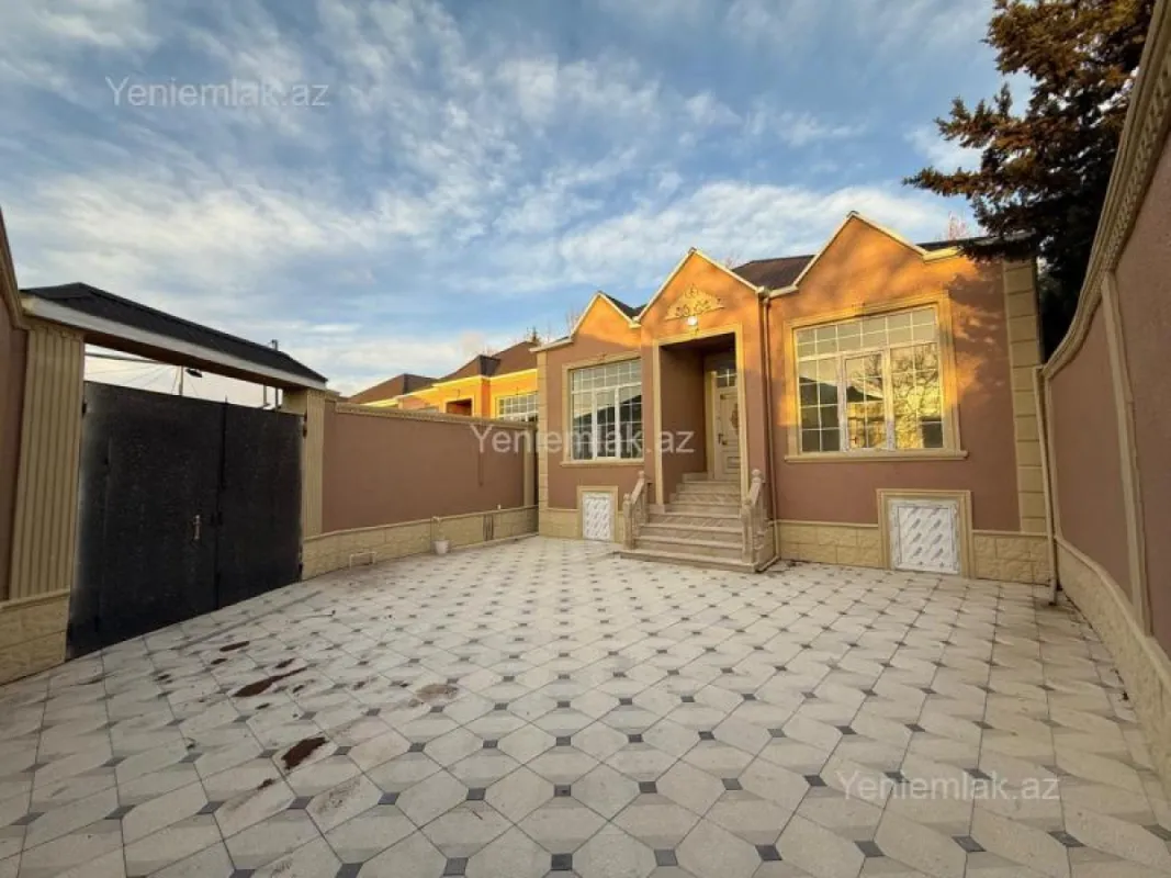 Satılır 4 otaqlı həyət evi 120 m²