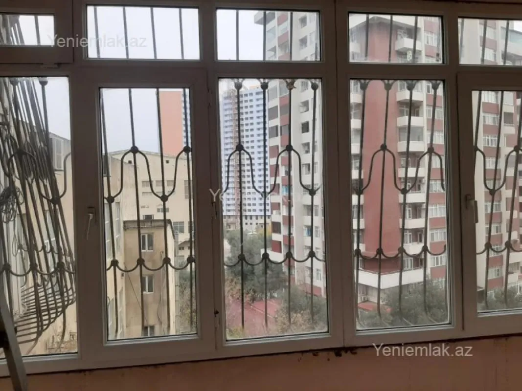 Satılır 3 otaqlı yeni tikili 150 m²