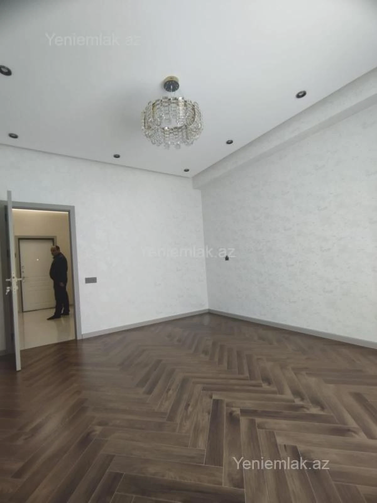 Satılır 3 otaqlı yeni tikili 80 m²