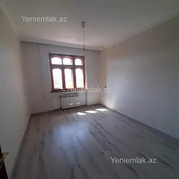 Satılır 3 otaqlı köhnə tikili 75 m²