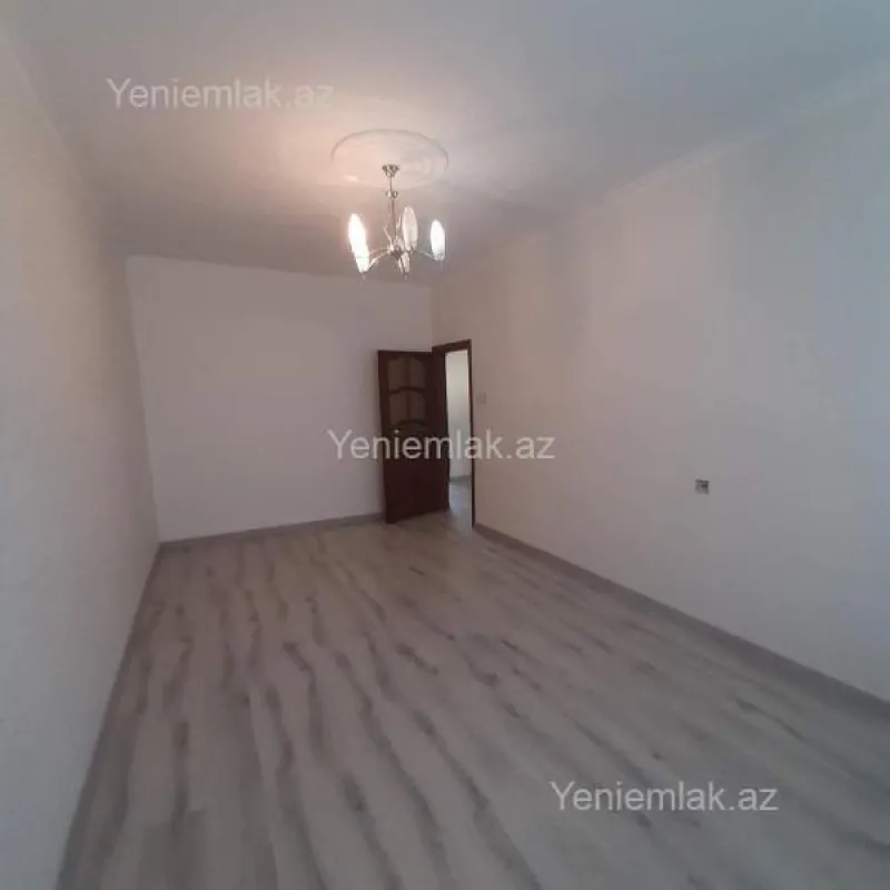 Satılır 3 otaqlı köhnə tikili 75 m²