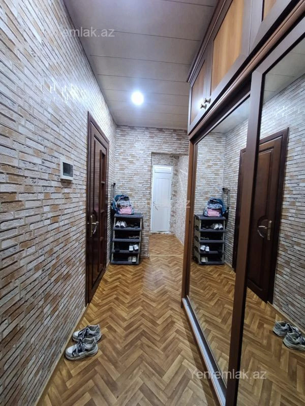 Satılır 1 otaqlı köhnə tikili 40 m²