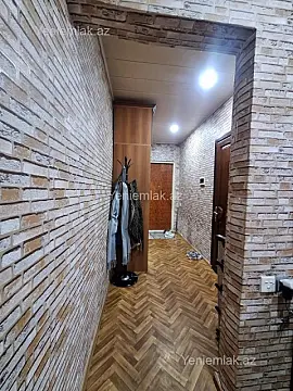 Satılır 1 otaqlı köhnə tikili 40 m²