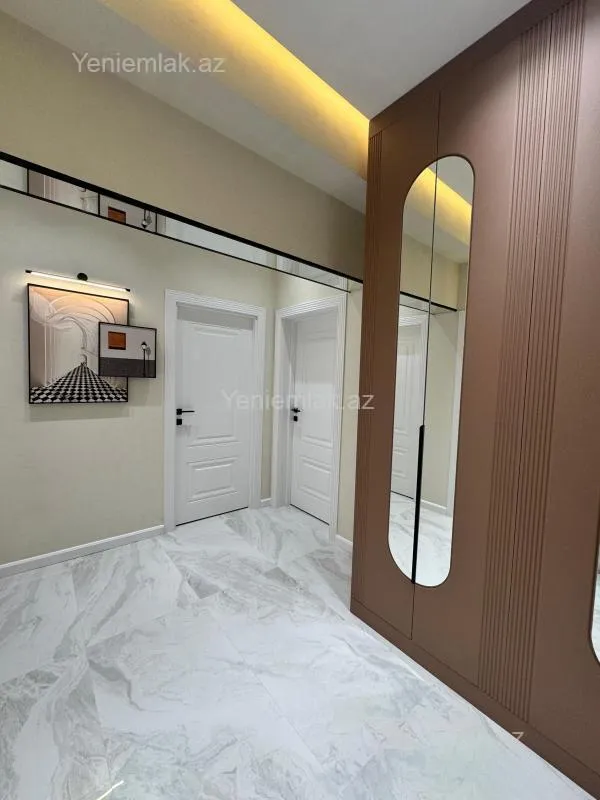 Satılır 3 otaqlı yeni tikili 80 m²