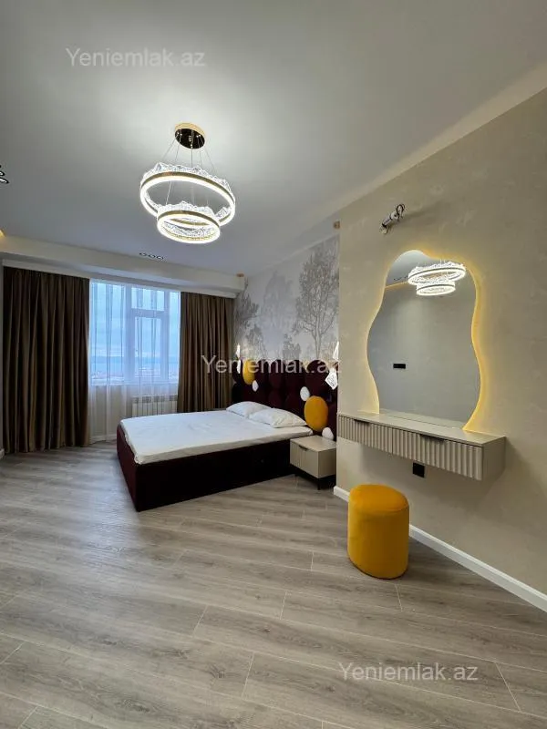 Satılır 3 otaqlı yeni tikili 80 m²