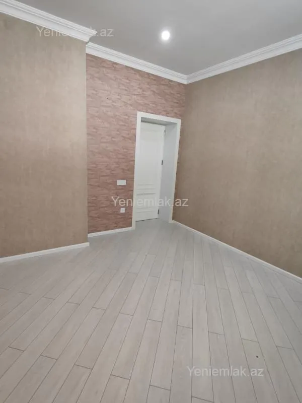 Satılır 2 otaqlı yeni tikili 70 m²