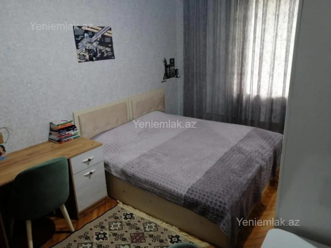 Satılır 2 otaqlı köhnə tikili 50 m²