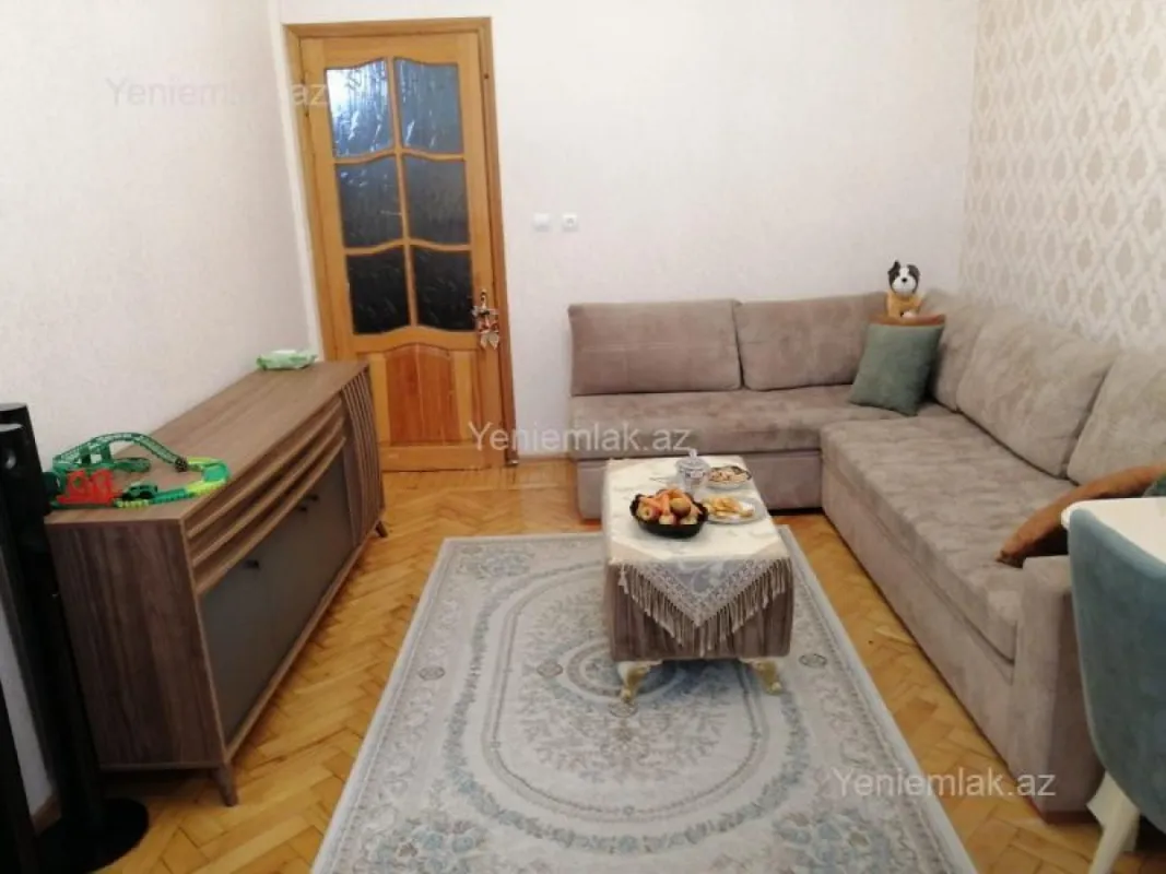 Satılır 2 otaqlı köhnə tikili 50 m²