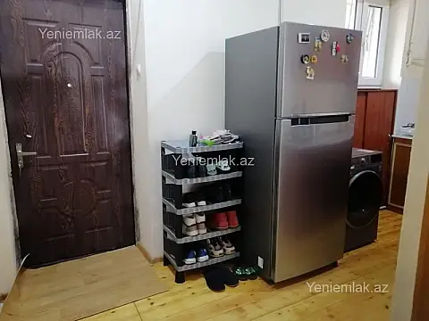 Satılır 2 otaqlı köhnə tikili 50 m²