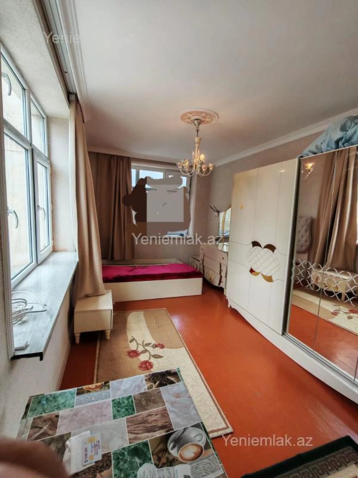 Satılır 2 otaqlı köhnə tikili 40 m²