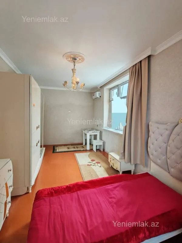 Satılır 2 otaqlı köhnə tikili 40 m²