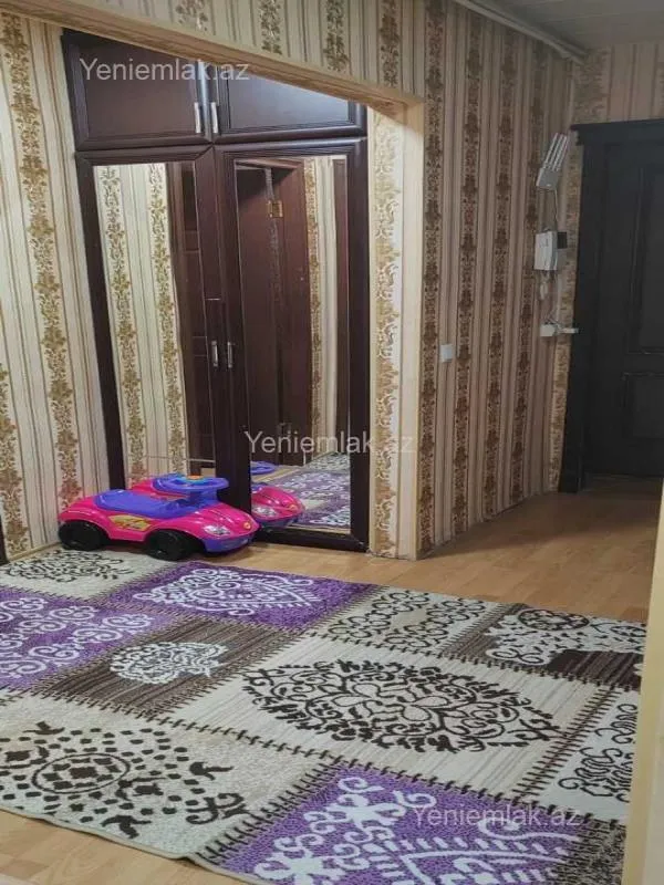 Satılır 3 otaqlı köhnə tikili 70 m²