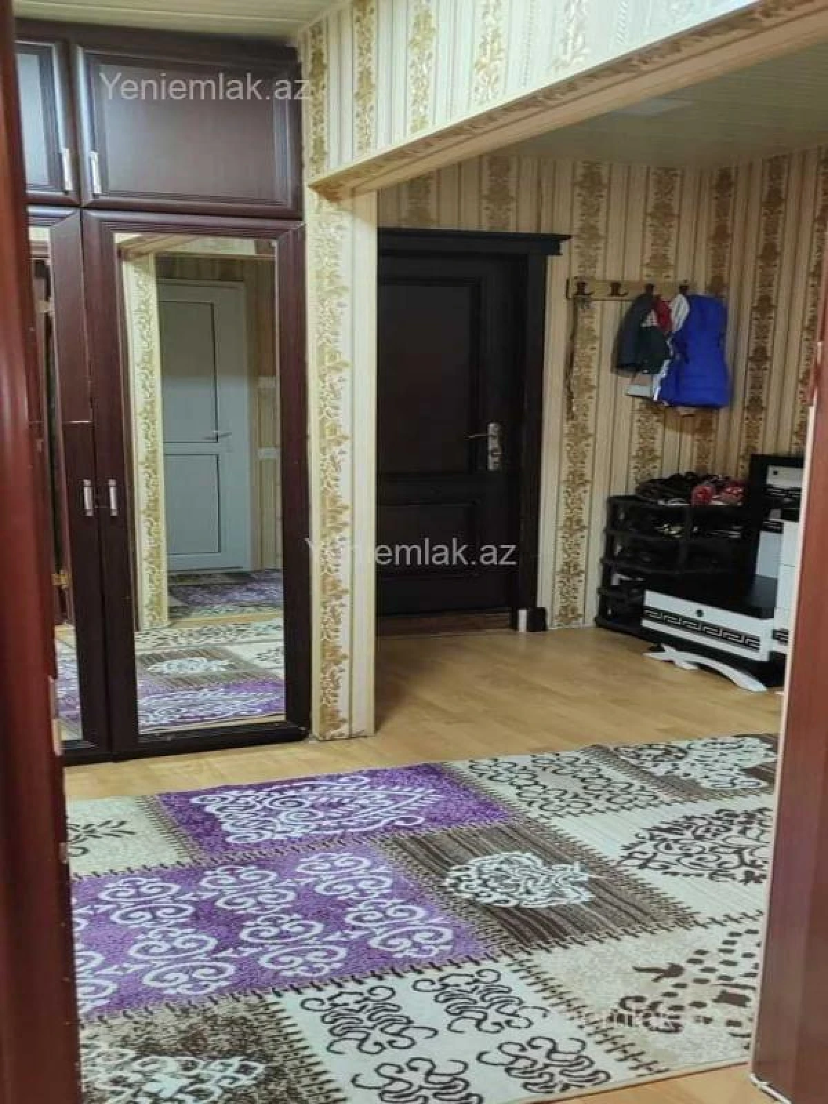 Satılır 3 otaqlı köhnə tikili 70 m²