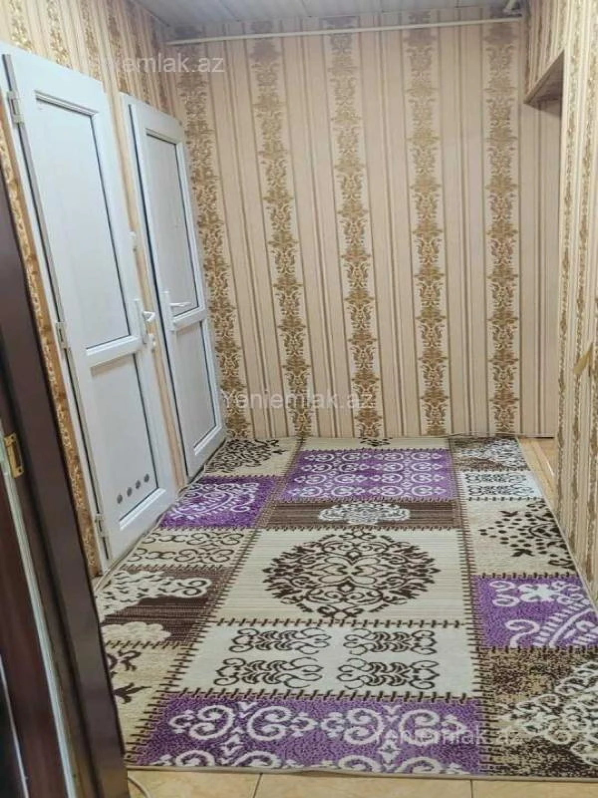 Satılır 3 otaqlı köhnə tikili 70 m²