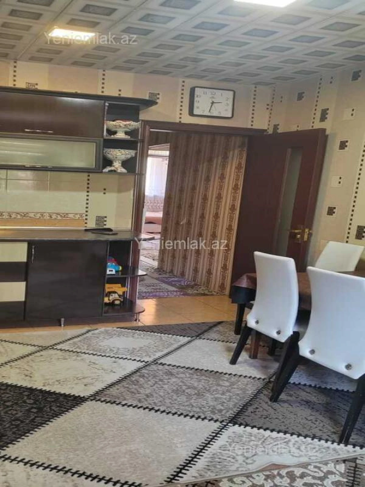 Satılır 3 otaqlı köhnə tikili 70 m²