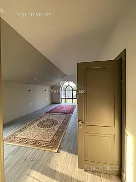 Satılır 7 otaqlı həyət evi 555 m²