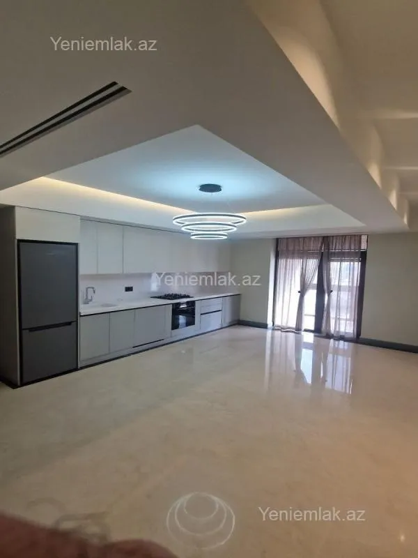 Satılır 2 otaqlı yeni tikili 88 m²