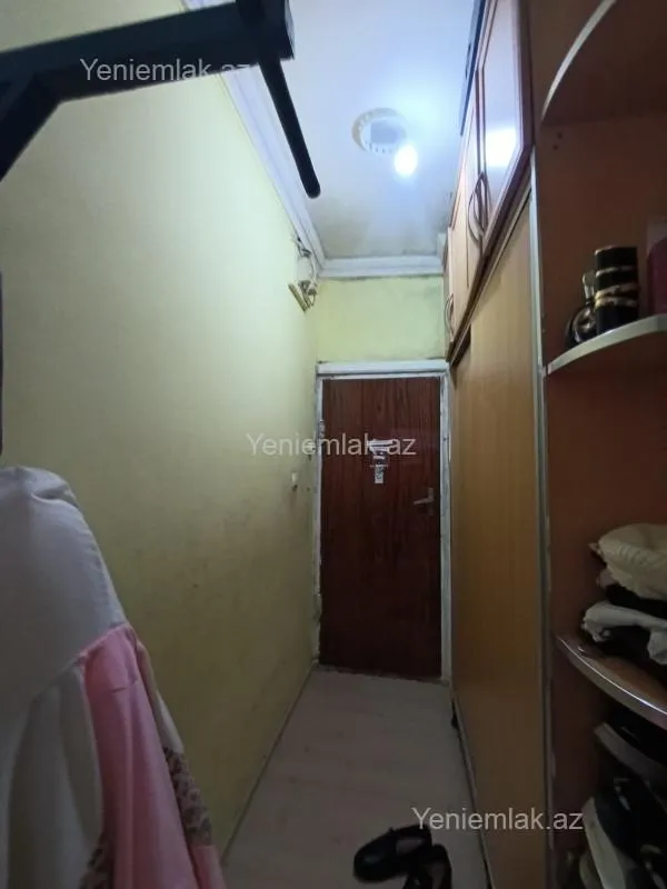 Satılır 2 otaqlı köhnə tikili 43 m²