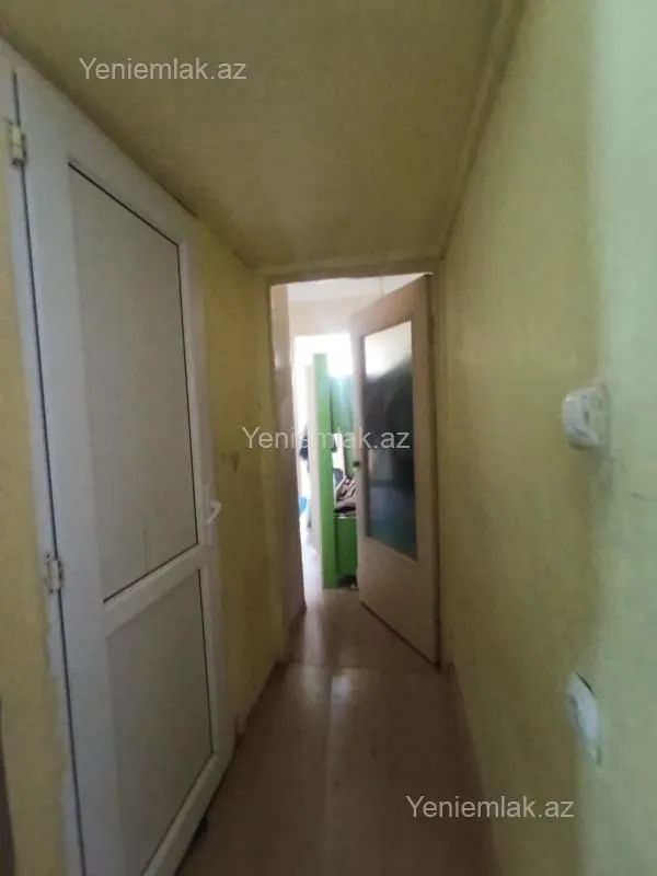 Satılır 2 otaqlı köhnə tikili 43 m²