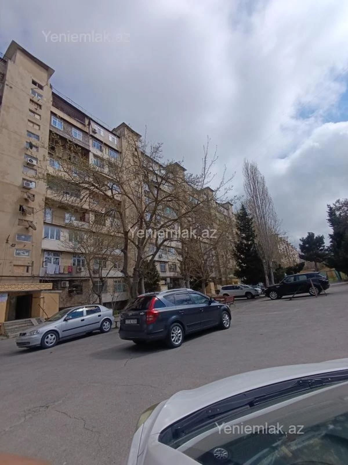Satılır 2 otaqlı köhnə tikili 43 m²