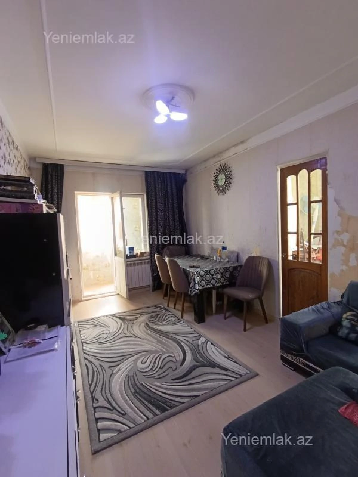 Satılır 2 otaqlı köhnə tikili 43 m²
