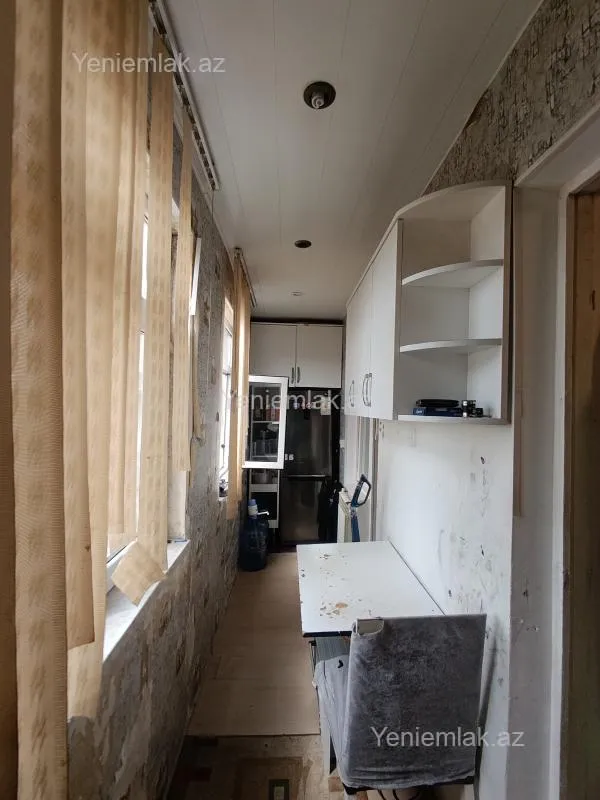 Satılır 2 otaqlı köhnə tikili 43 m²
