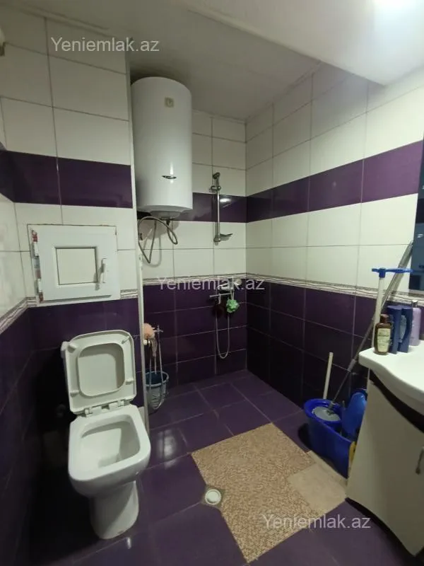Satılır 2 otaqlı köhnə tikili 43 m²