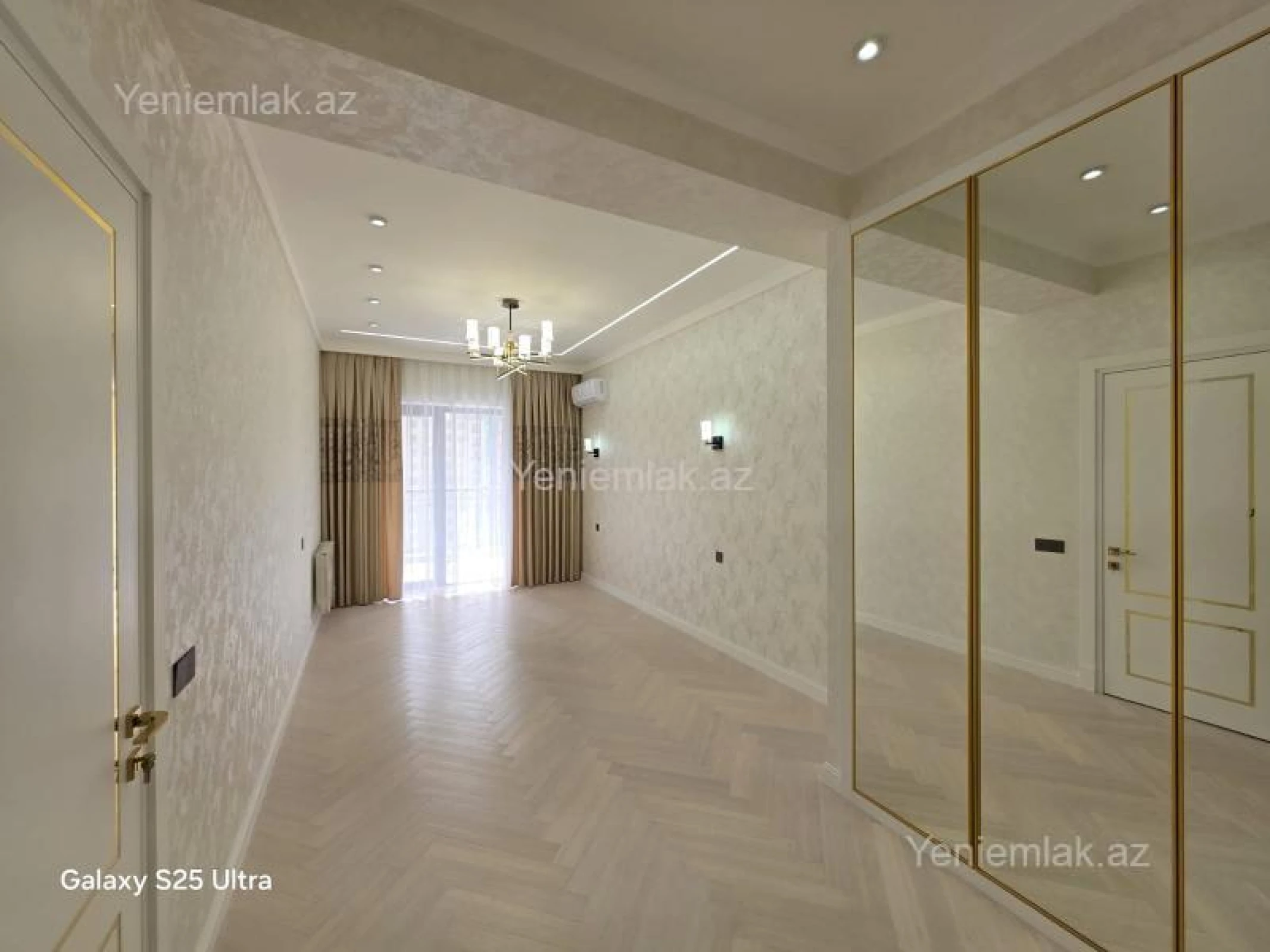 Satılır 4 otaqlı yeni tikili 185 m²