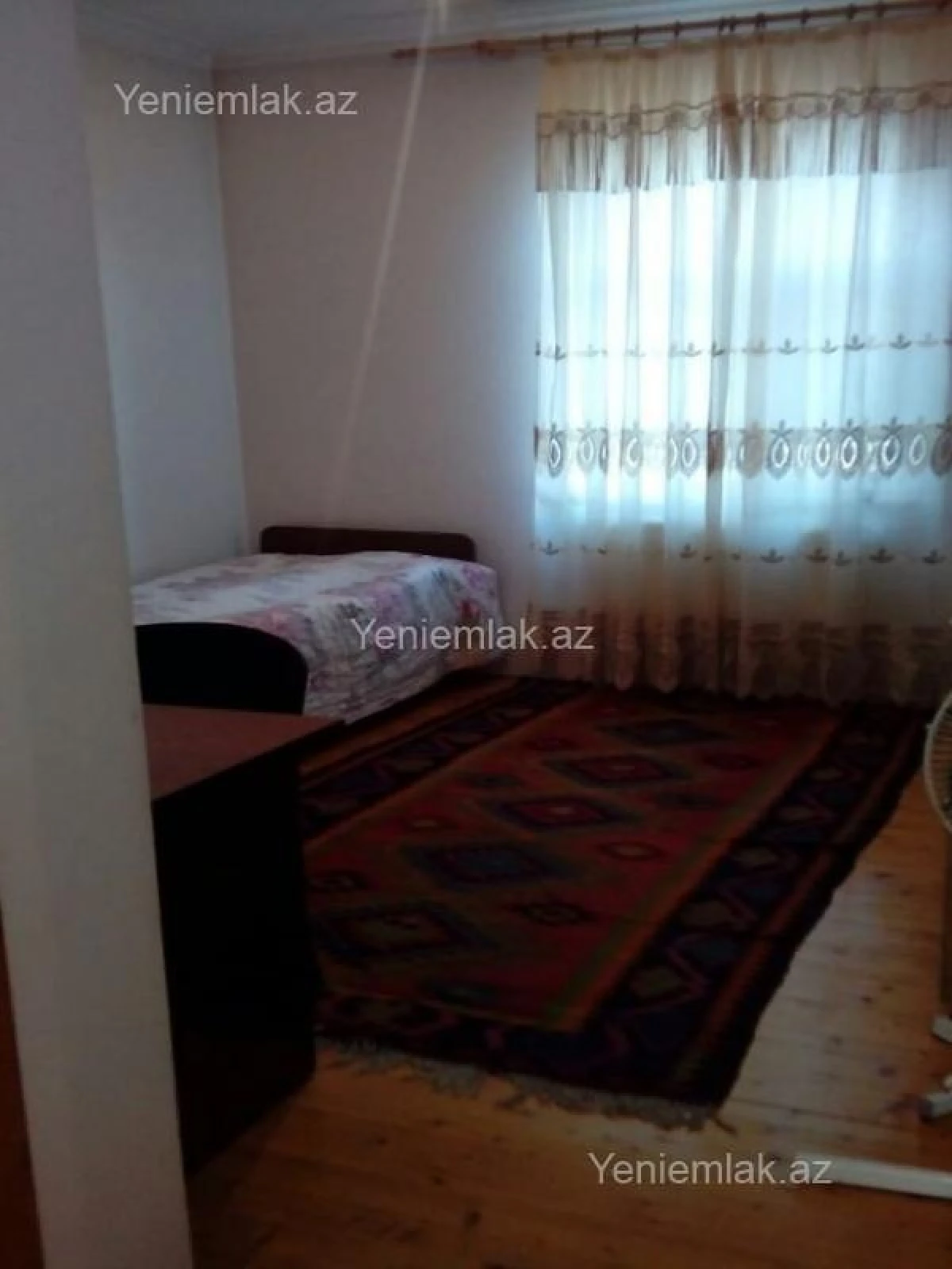 Satılır 5 otaqlı həyət evi 250 m²