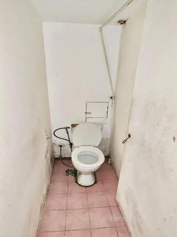 Satılır 2 otaqlı köhnə tikili 54 m²