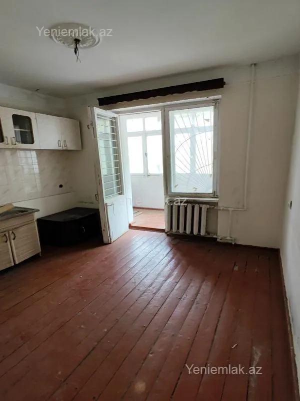 Satılır 2 otaqlı köhnə tikili 54 m²