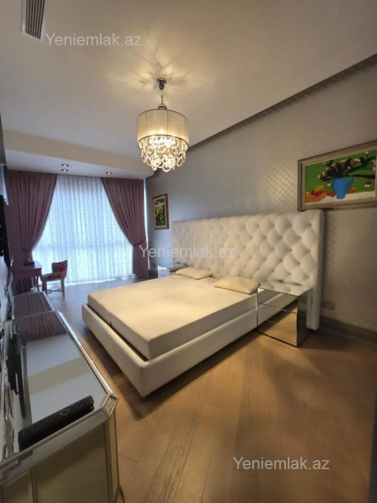 Satılır 4 otaqlı yeni tikili 240 m²