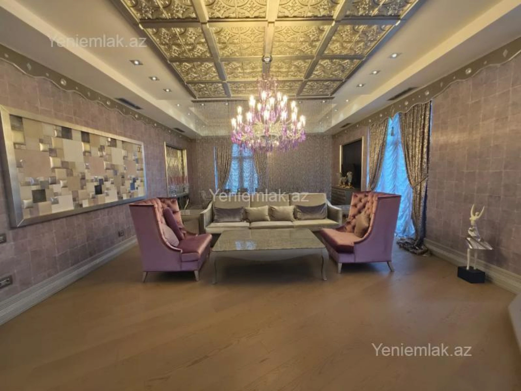 Satılır 4 otaqlı yeni tikili 240 m²