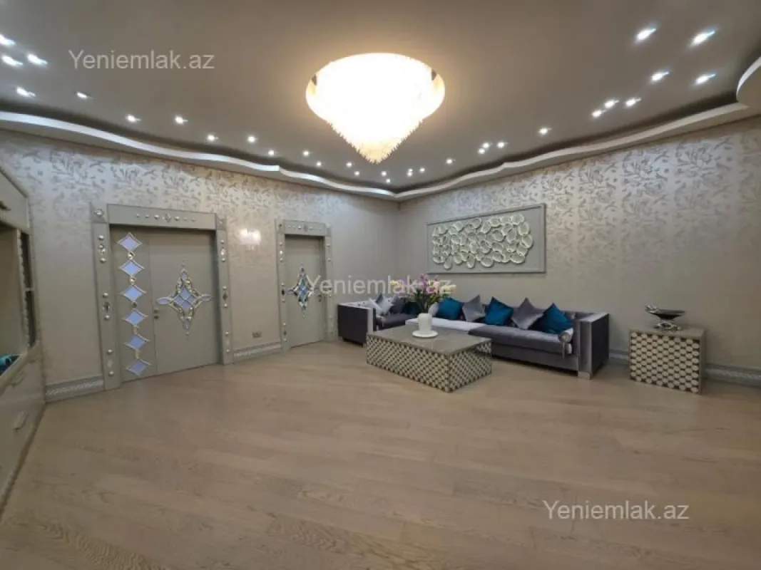 Satılır 4 otaqlı yeni tikili 240 m²