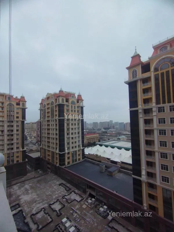 Satılır 3 otaqlı yeni tikili 112 m²