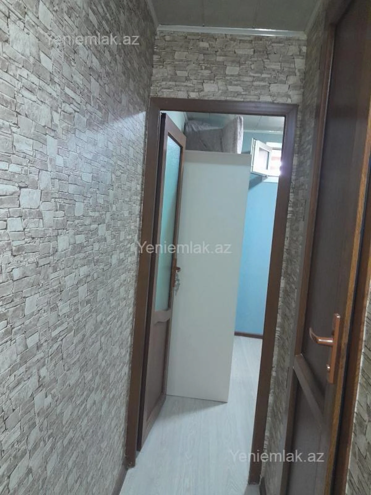 Satılır 1 otaqlı köhnə tikili 33 m²