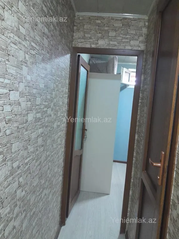 Satılır 1 otaqlı köhnə tikili 33 m²