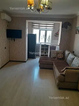 Satılır 1 otaqlı köhnə tikili 33 m² — Sumqayıt, 4-cü mikrorayon 1 otaq 33.00 m²
