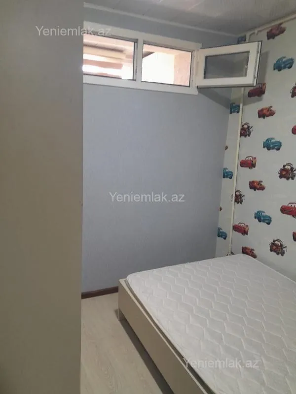 Satılır 1 otaqlı köhnə tikili 33 m²