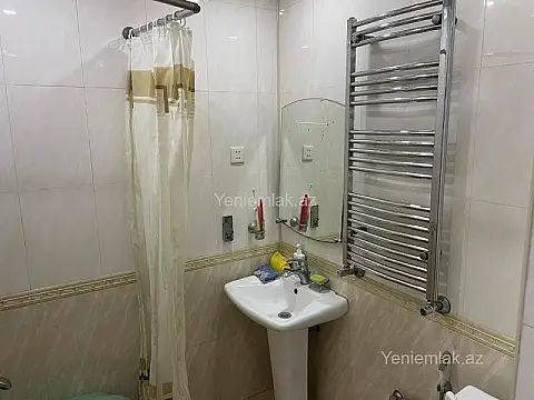 Satılır 2 otaqlı köhnə tikili 50 m²