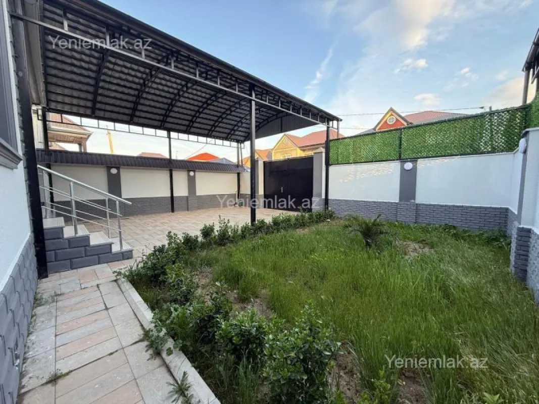 Satılır 3 otaqlı həyət evi 100 m²